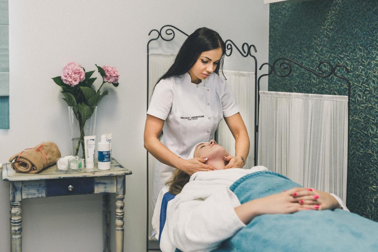 Hotel Czardasz Spa&Wellness Płock Kültér fotó
