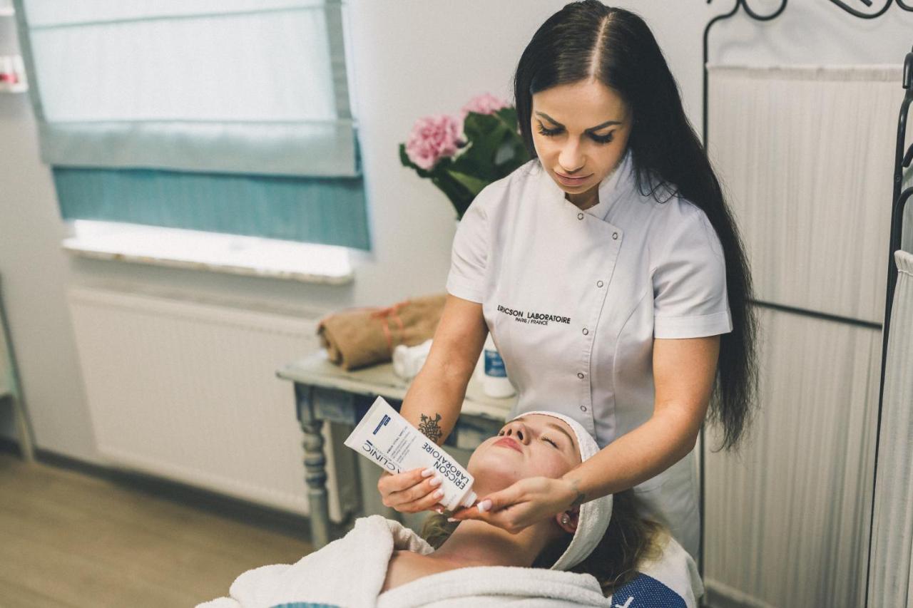 Hotel Czardasz Spa&Wellness Płock Kültér fotó