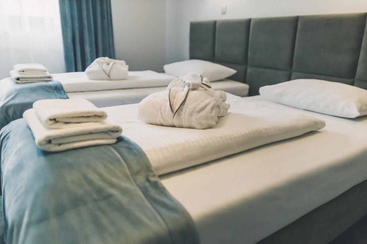 Hotel Czardasz Spa&Wellness Płock Kültér fotó